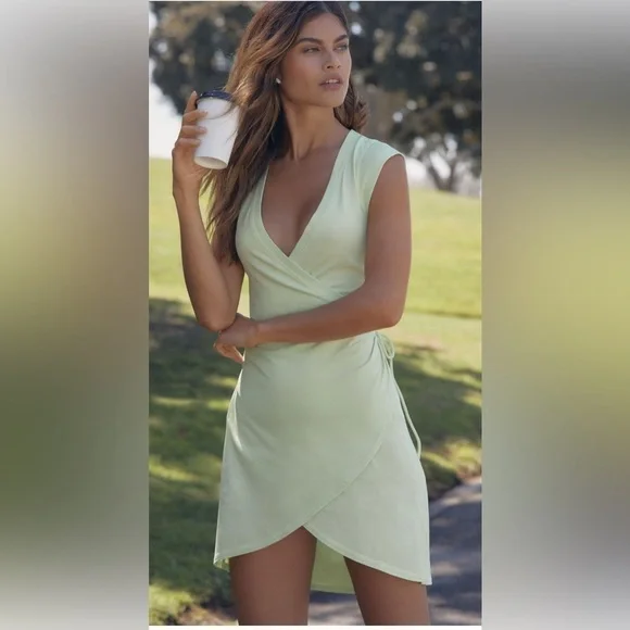 NWT Anthropologie Size XS Dress Lime - Picture 1 of 7